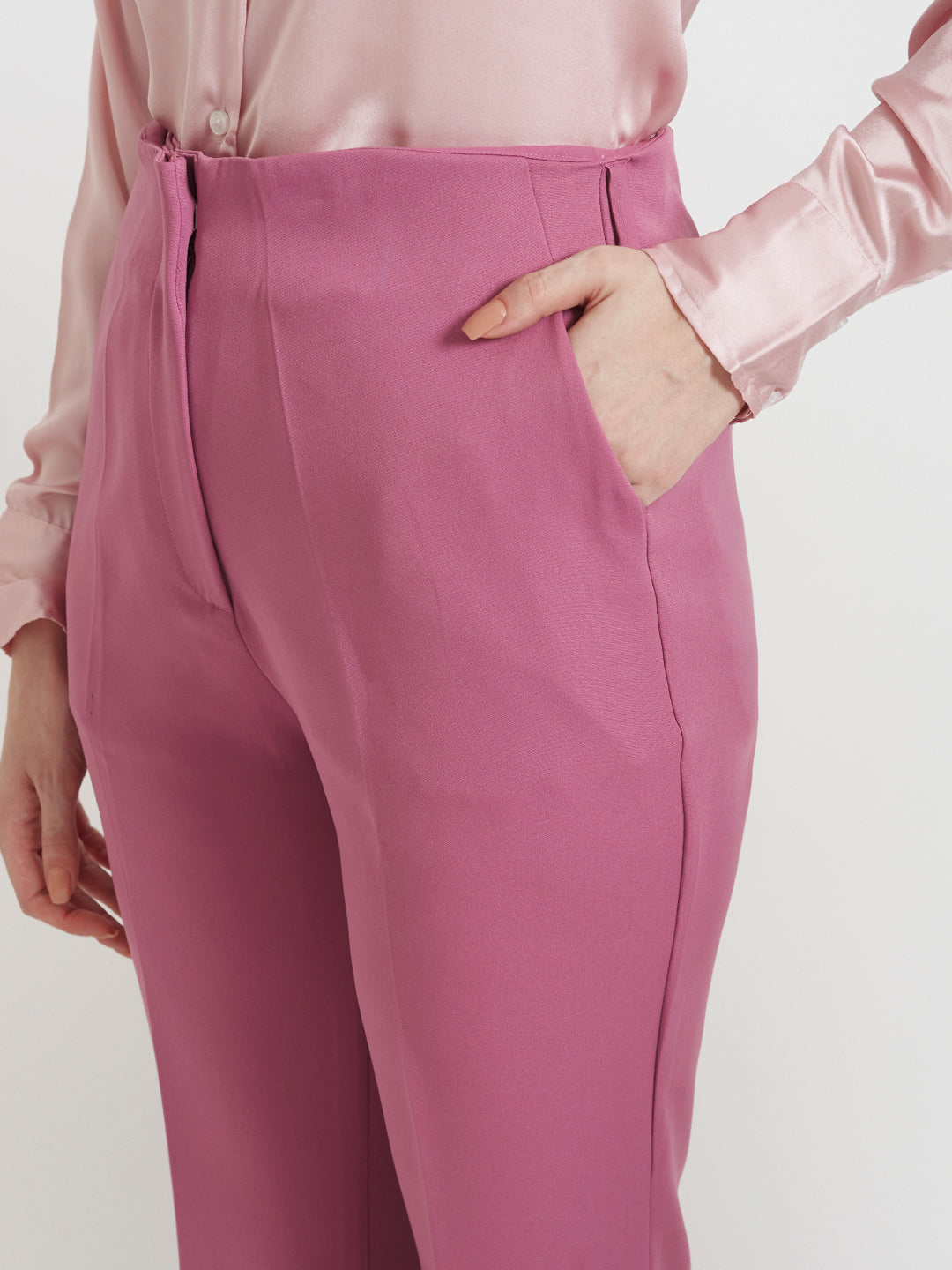 Women'S Premium Light Pink Regular Fit Solid Satin Shirt With Dark Pink Straight Fit Trouser
