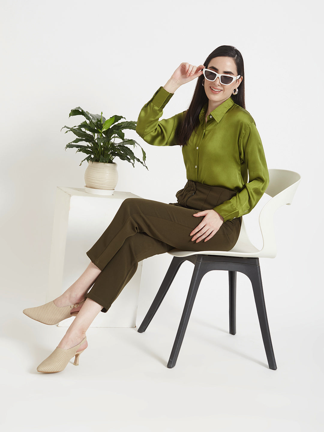 Women'S Premium Olive Regular Fit Solid Satin Shirt With Olive Pleated Trouser