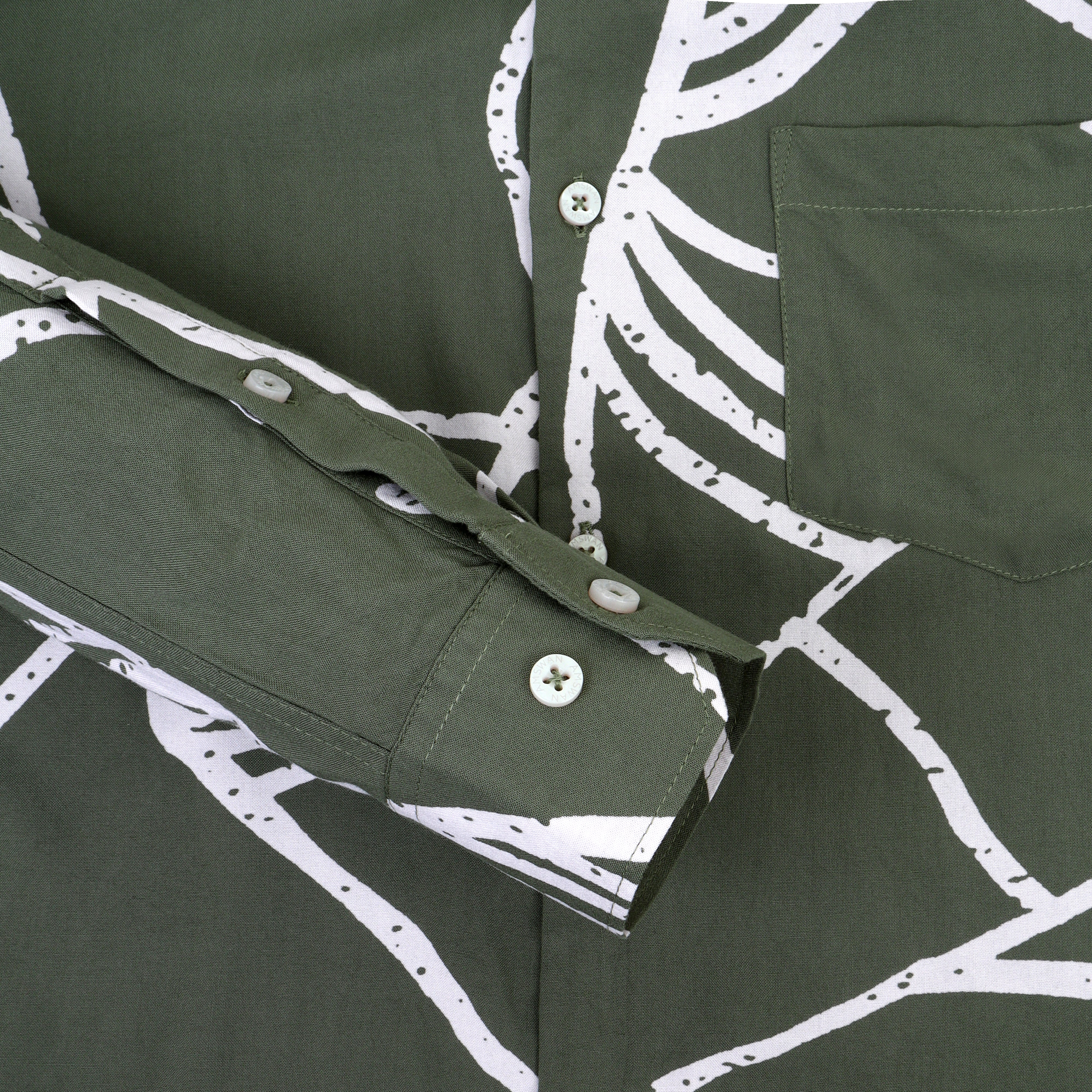 Men'S Premium Rayon Shirt With Jungle Print In Full Sleeve And Black Color