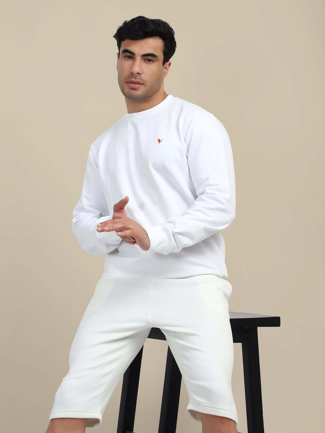 Men'S White Sweatshirt With Shorts Cord Set