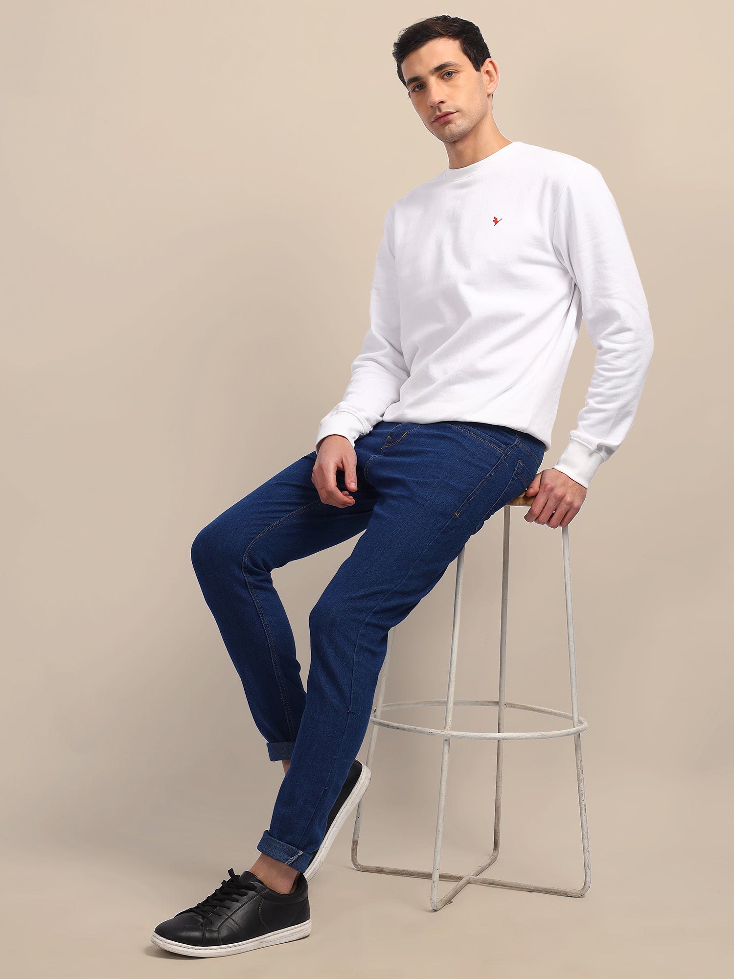 Amswan Men'S White Solid Sweatshirt