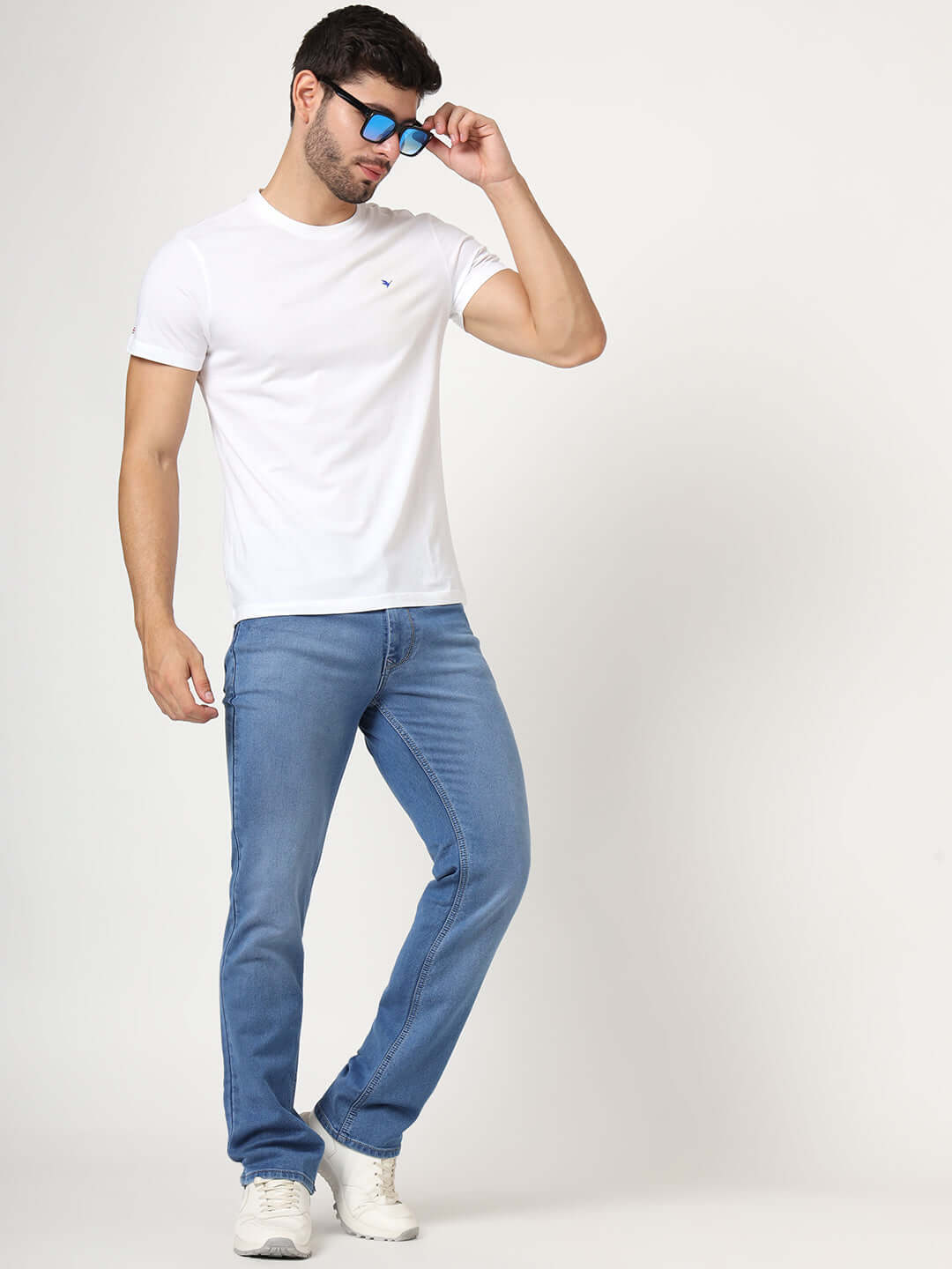 Premium Men'S Blue Medium Wash Relaxed Fit Jeans