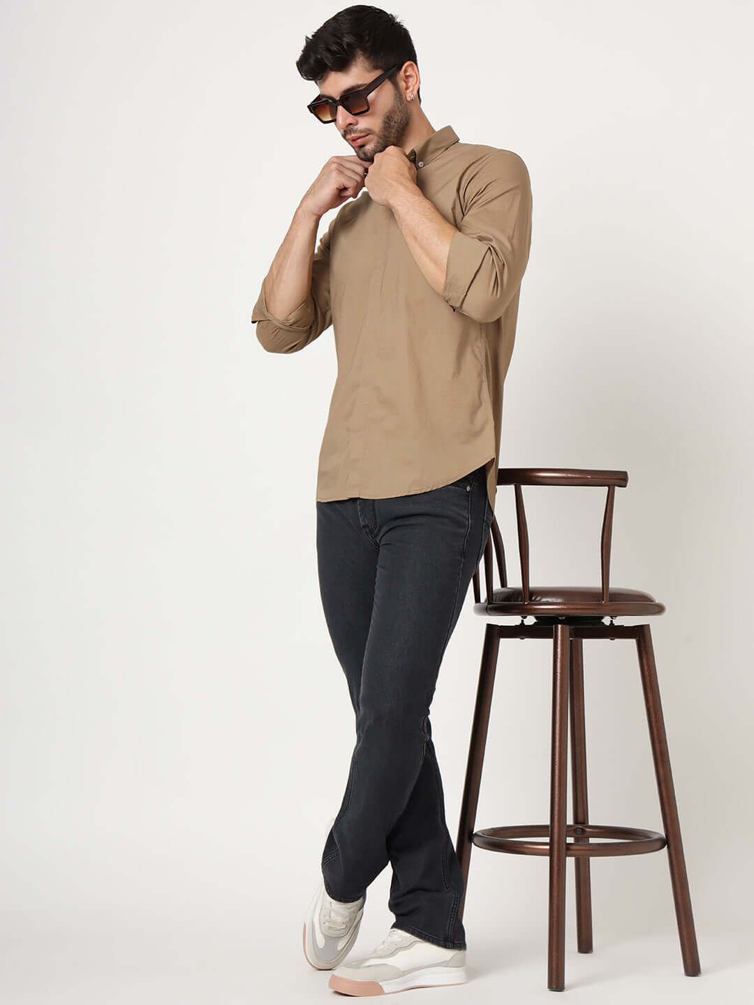 Premium Men'S Grey Dark Wash Relaxed Fit Jeans