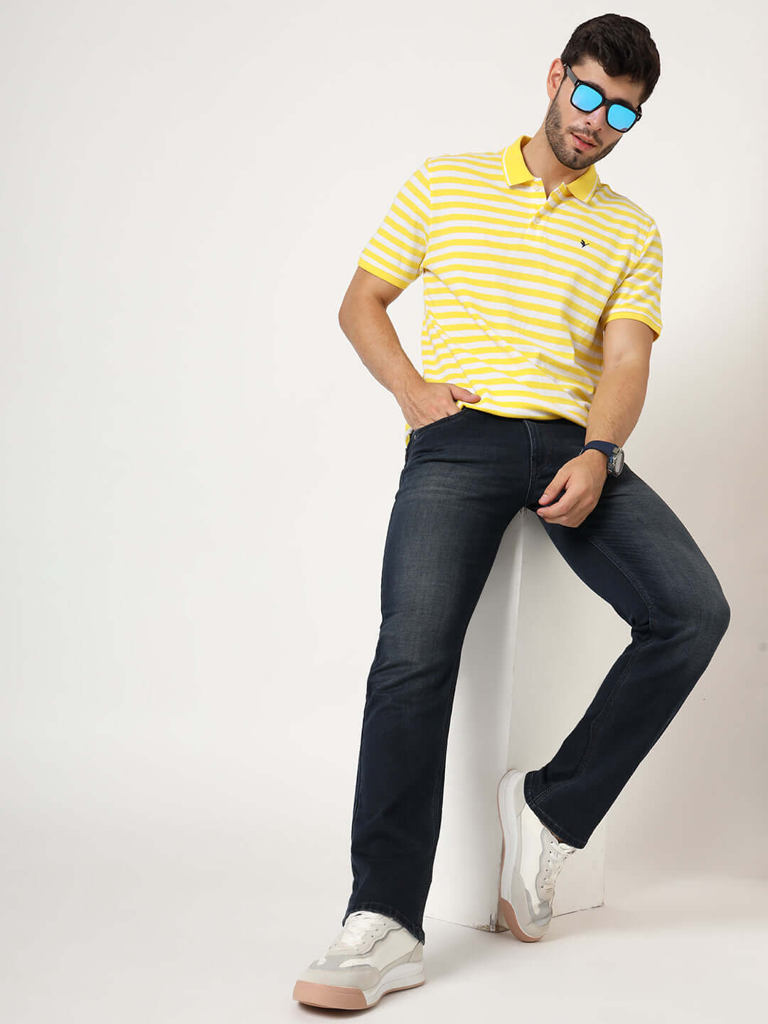 Premium Men'S Blue Dark Wash Relaxed Fit Jeans