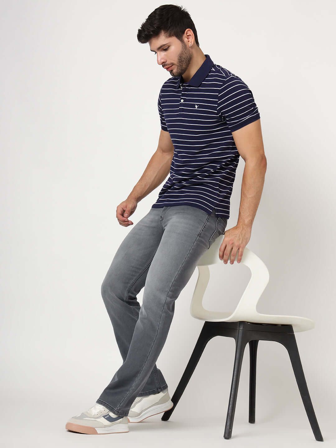 Premium Men'S Light Grey Light Wash Relaxed Fit Jeans