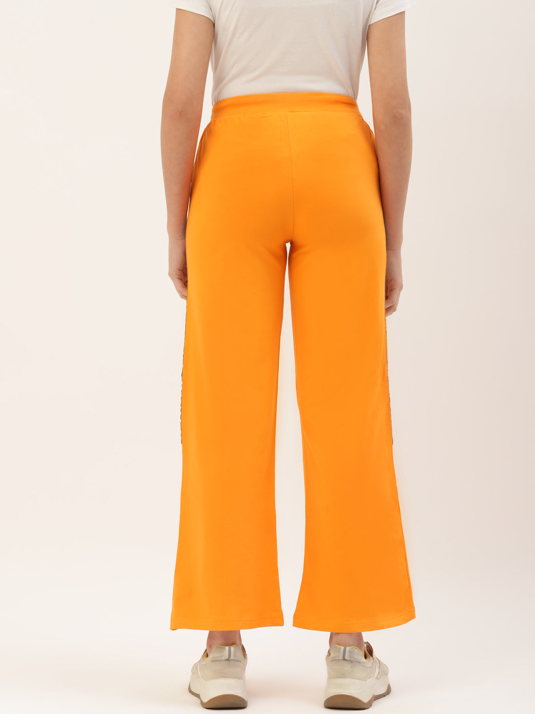 Womens Cotton Lycra Smart Fit Solid Track Pants